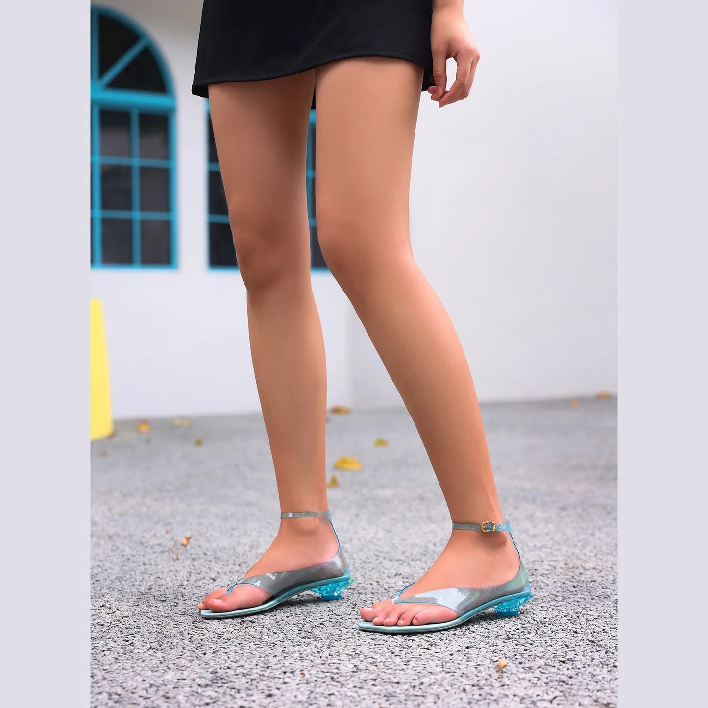 Comfortable jelly sandals women walking on the beach - VelmoraMart