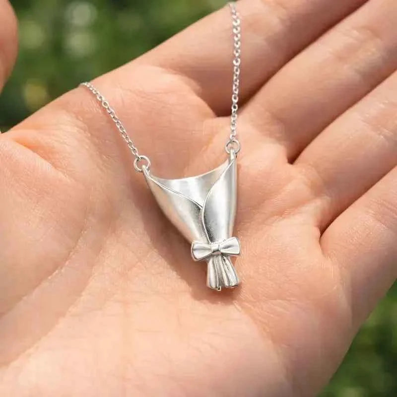 Flower Necklace