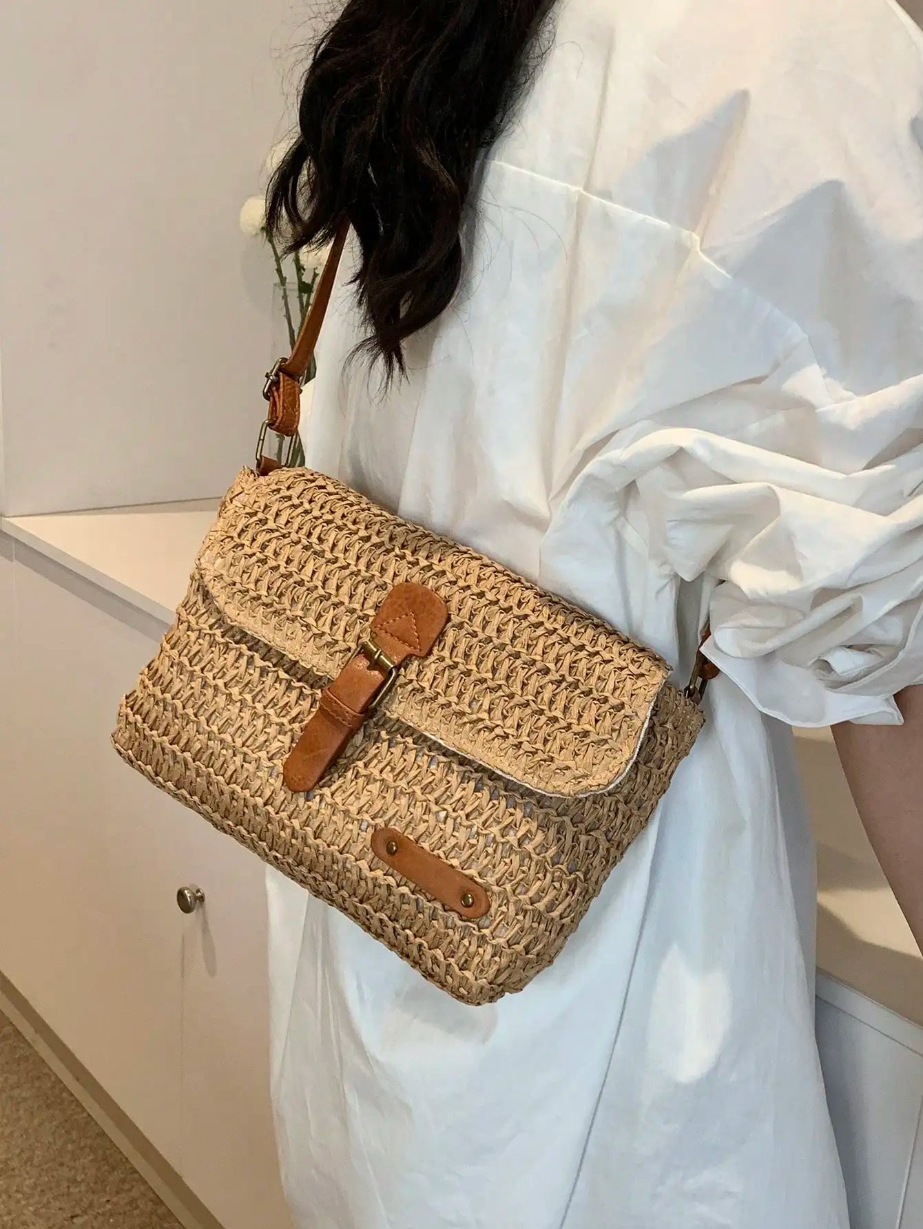 Stylish woven bag for women featuring an elegant woven shoulder bag design perfect for shopping, travel, and summer fashion from VelmoraMart.
